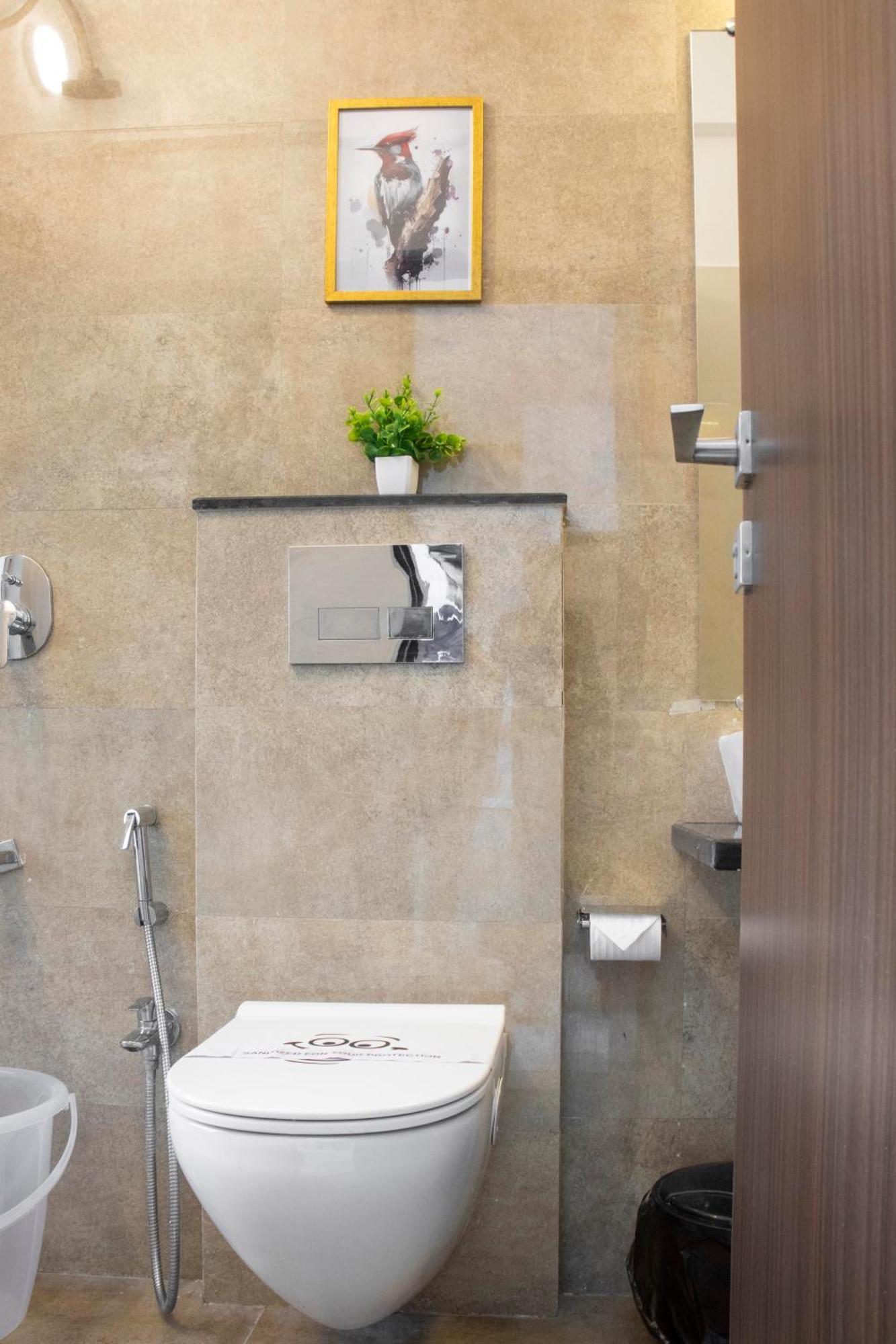 Apartment Gagal - Malad Mumbai